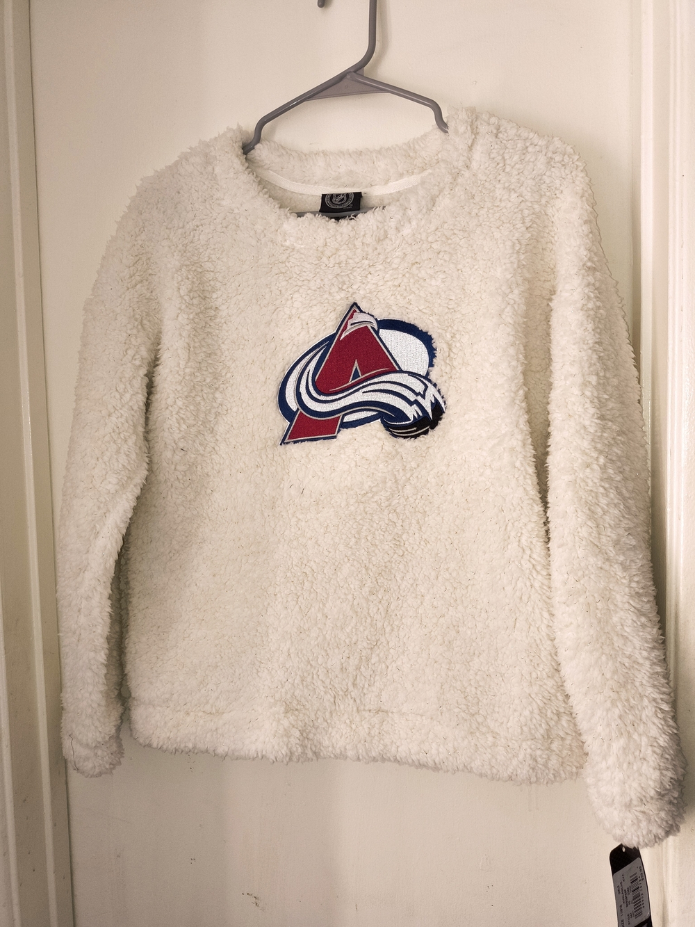 NHL Cream Sherpa Pullover with Red & Blue Avalanche Logo
